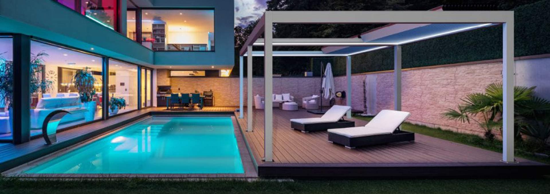 E & J Tropical Awnings