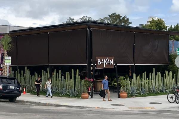 Bakan Awnings